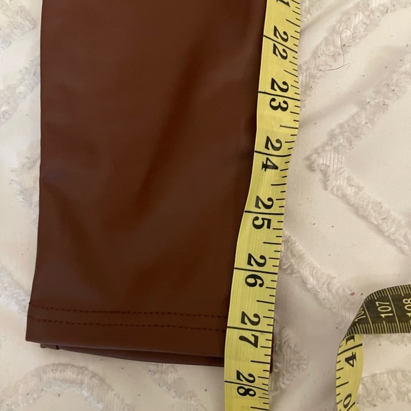 Fashions Nova faux leather pants - Picture 5 of 7